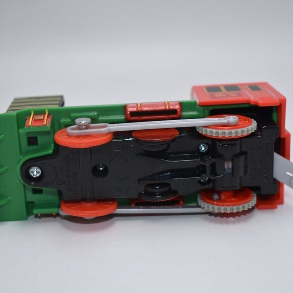 Thomas & Friends TrackMaster Yong Bao The Hero Motorized Train Engine 2013 - Picture 8 of 8